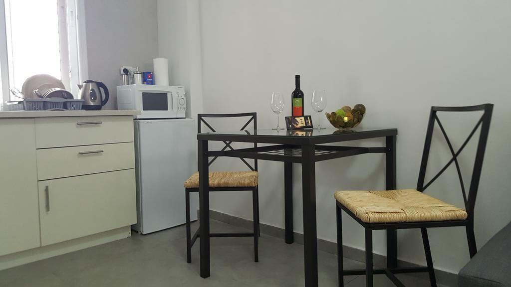 Studio Masaryk Apartment Bat Yam Ngoại thất bức ảnh
