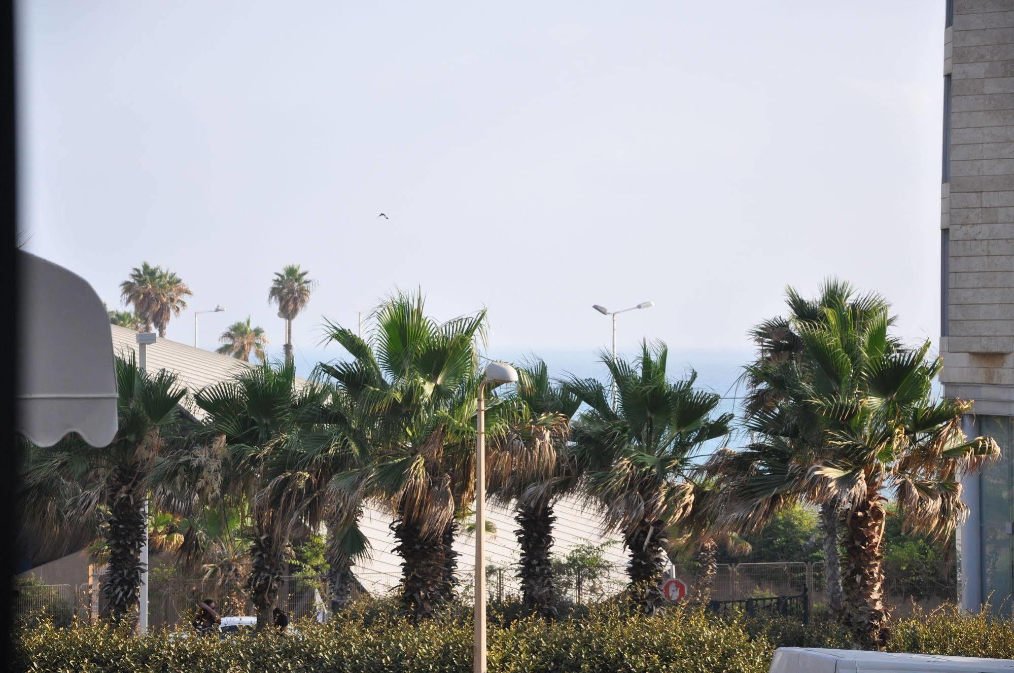 Studio Masaryk Apartment Bat Yam Ngoại thất bức ảnh