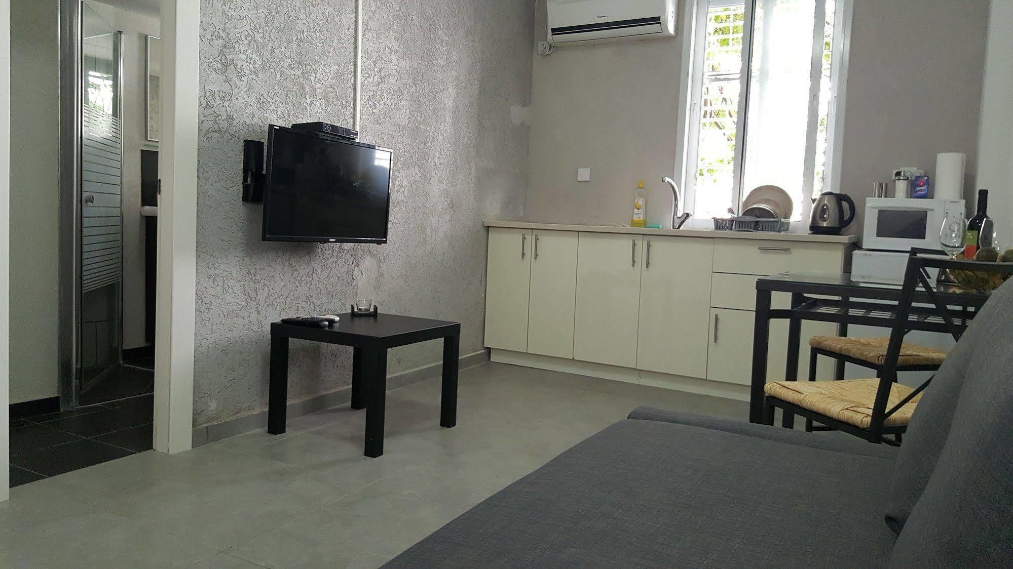 Studio Masaryk Apartment Bat Yam Ngoại thất bức ảnh